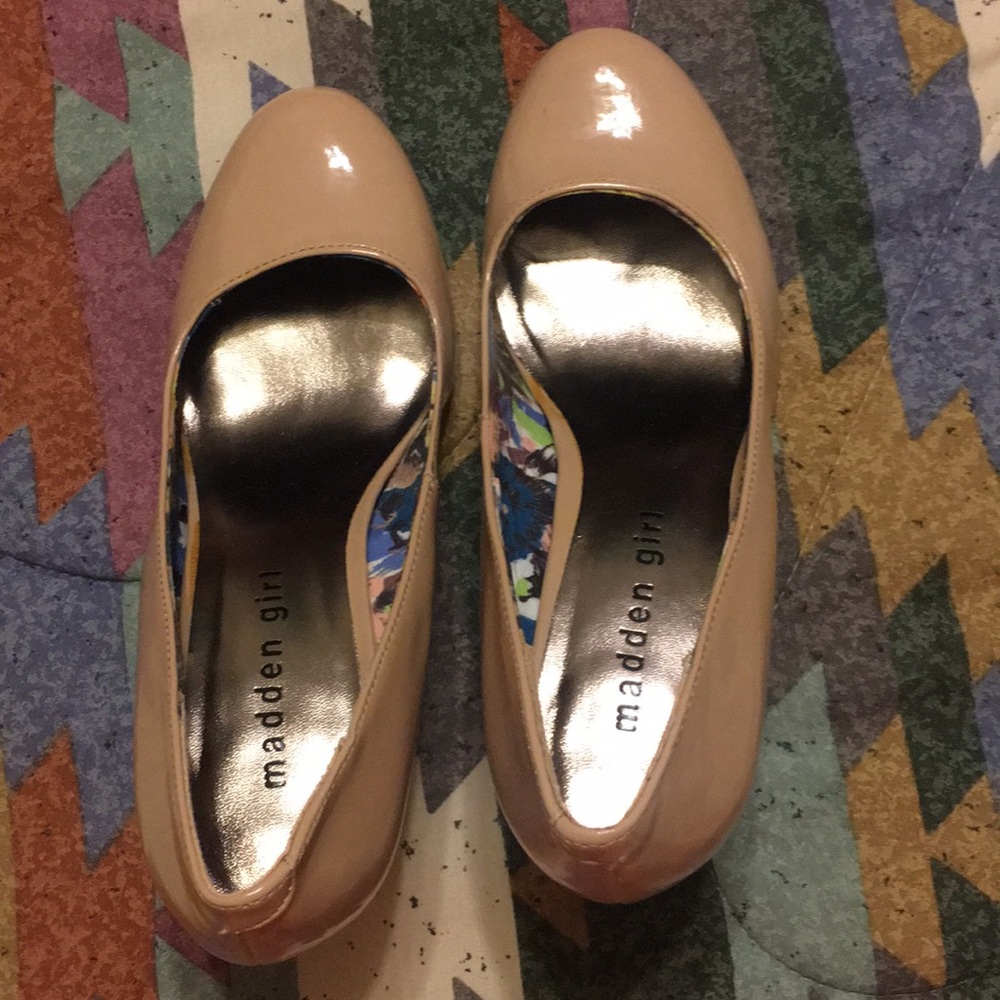 Madden girl nude heels